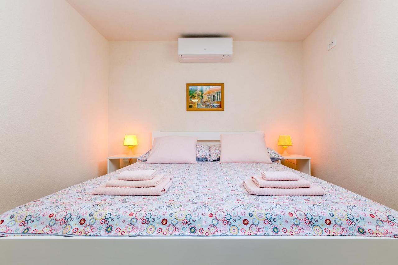 דירות אומיסאליי Apartman Hana מראה חיצוני תמונה